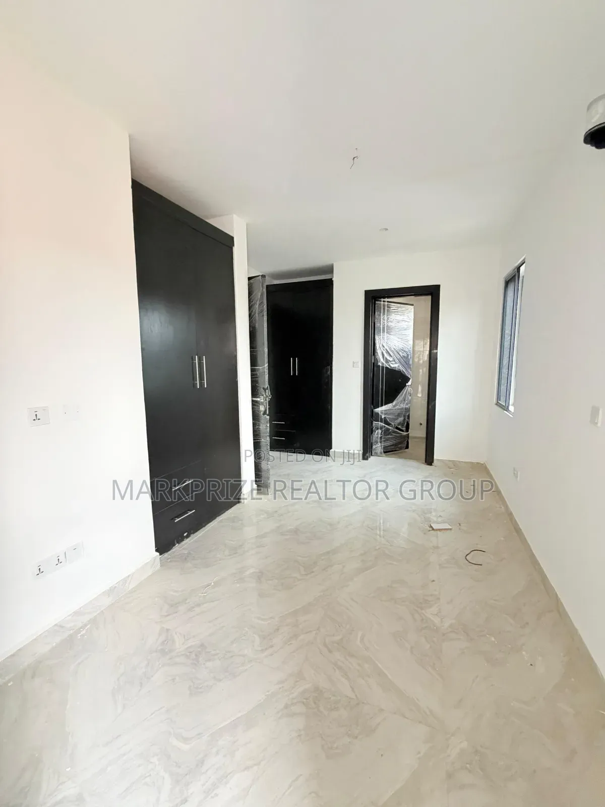 4bdrm Duplex in Adeniyi Jones Lagos for sale