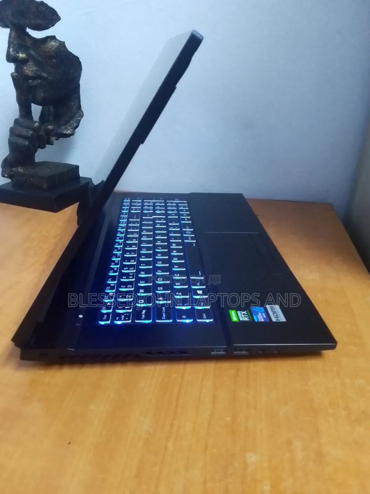 Laptop Novatech Elite N1777 16GB Intel Core i5 SSD 512GB