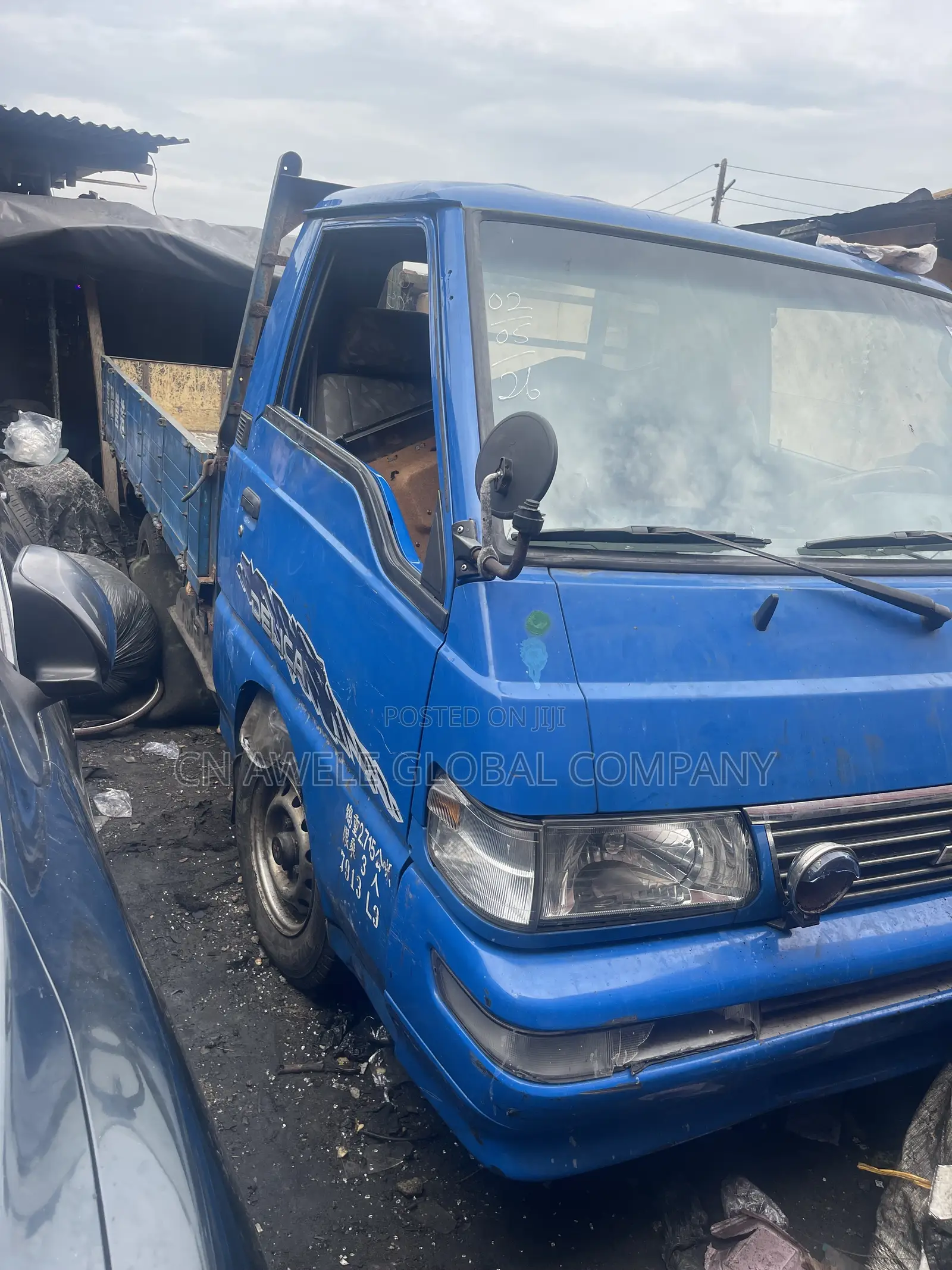 Mitsubishi Truck