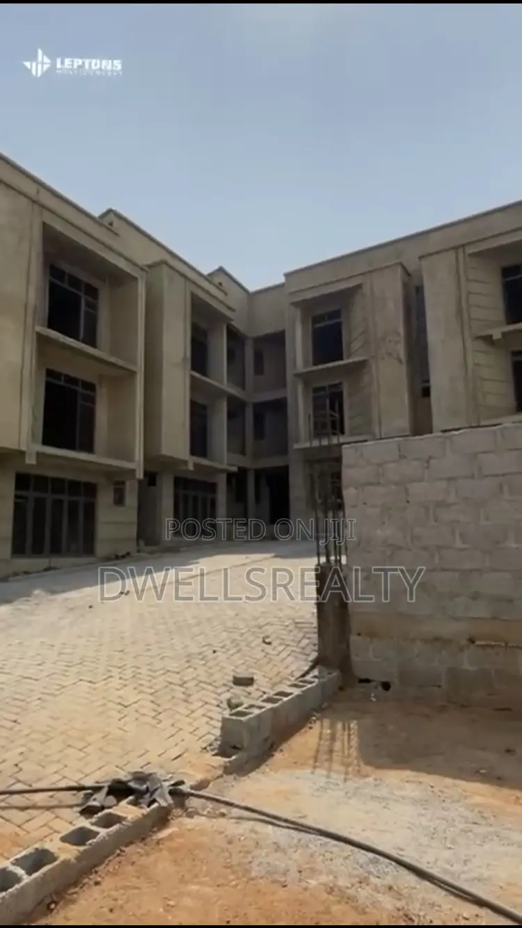 4bdrm Duplex in Planet 1021 By, Life Camp for sale
