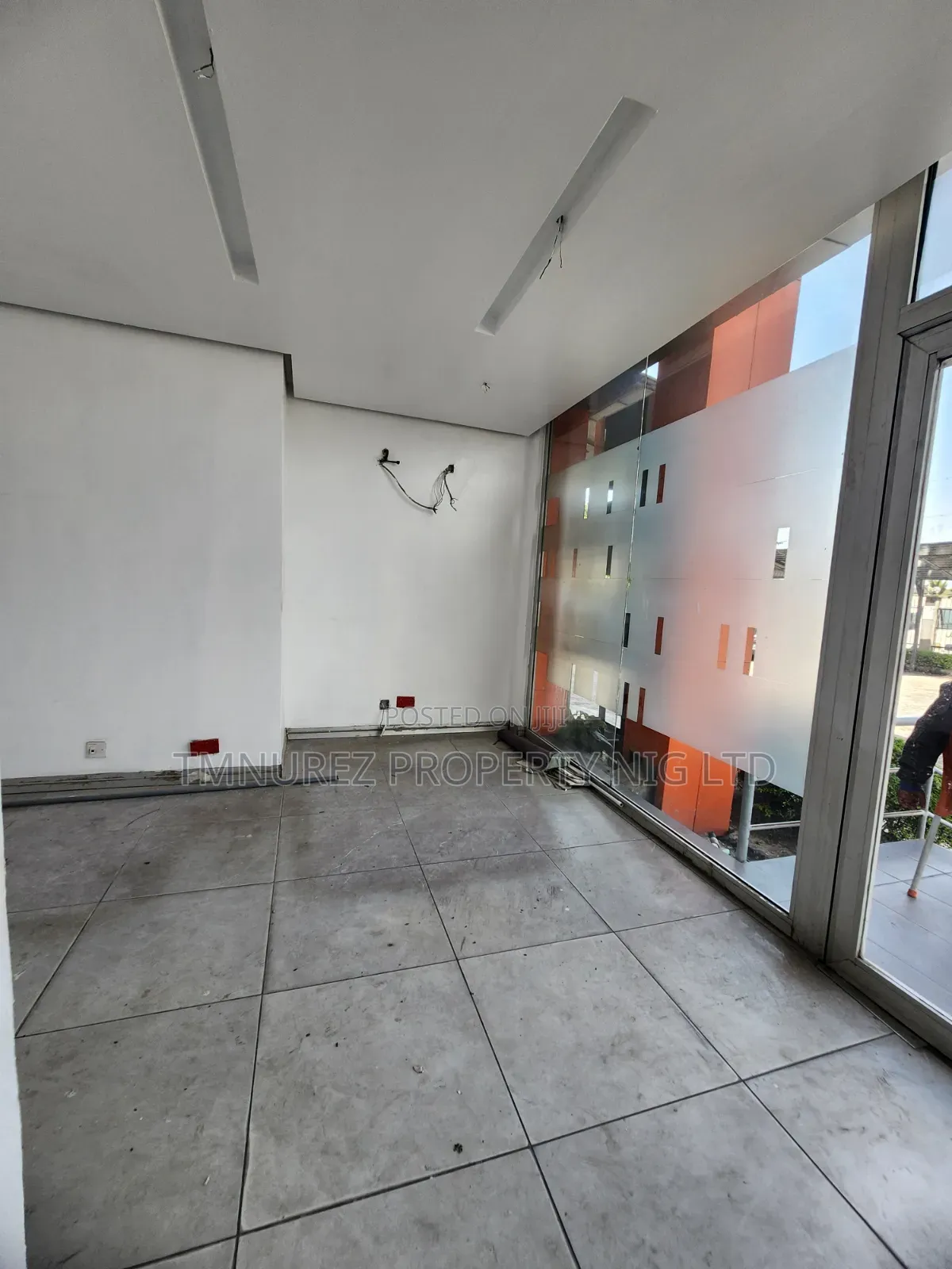 300sqm Office  Pace for Rent Lekki Phase1