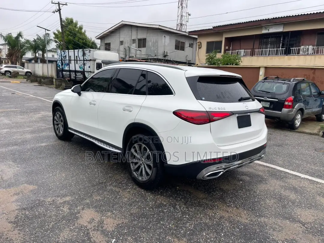 Mercedes-Benz GLC-Class GLC 300 2024 White