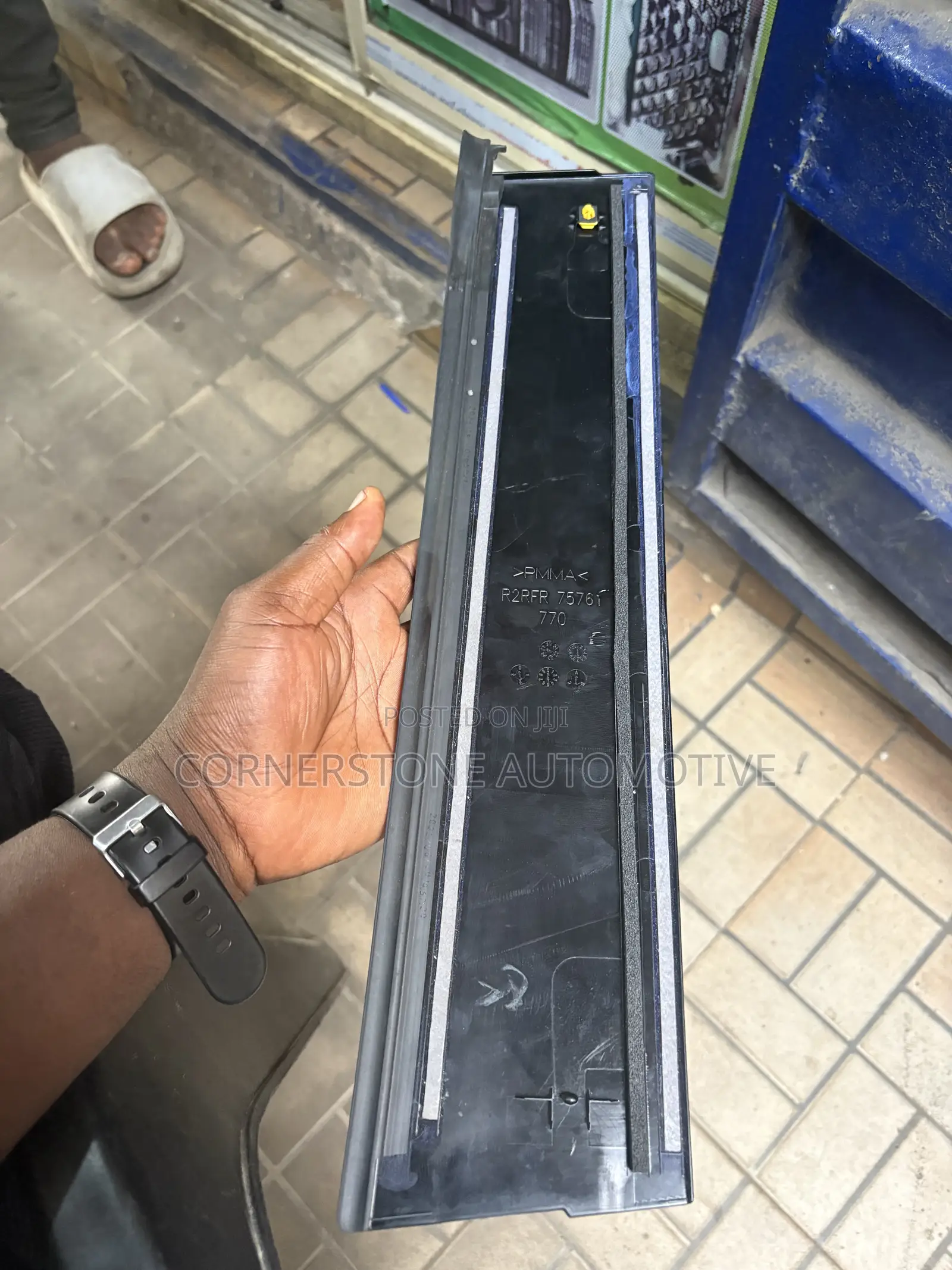 Pillar Chrome Highlander 2020