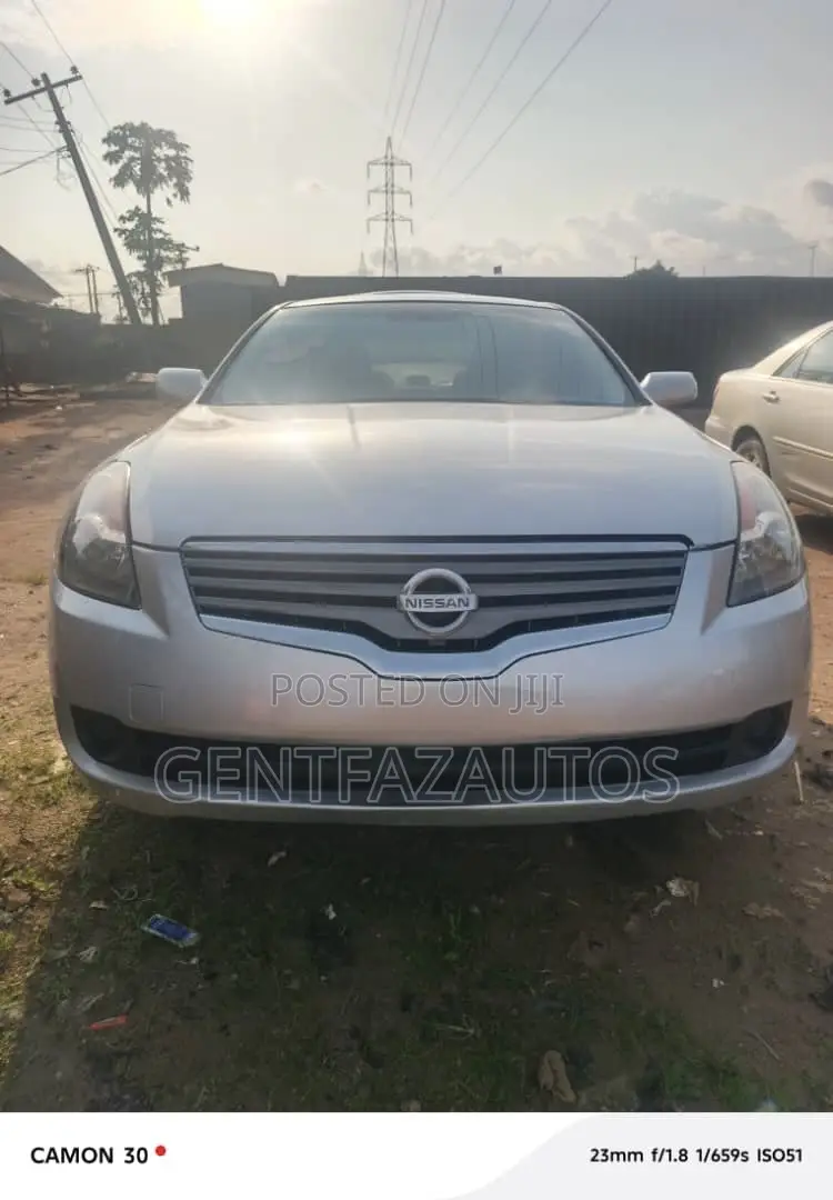 Nissan Altima 2.5 2009 Silver