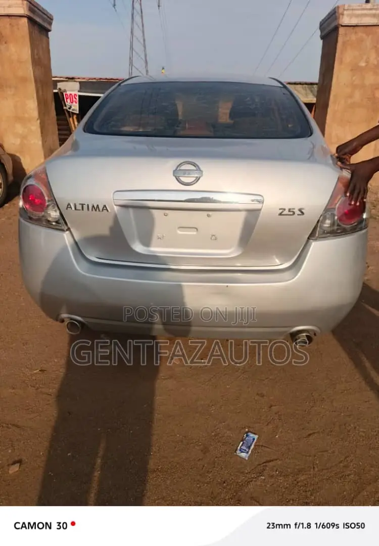 Nissan Altima 2.5 2009 Silver
