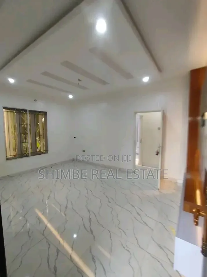 4bdrm Bungalow in Osongoma Estate Uyo for sale