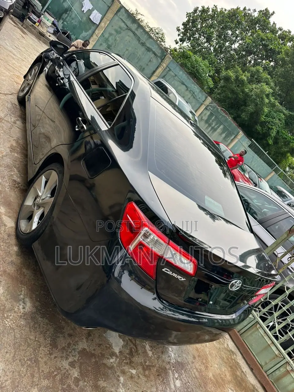 Toyota Camry SE V6 4dr Sedan (3.5L 6cyl 6A) 2012 Black