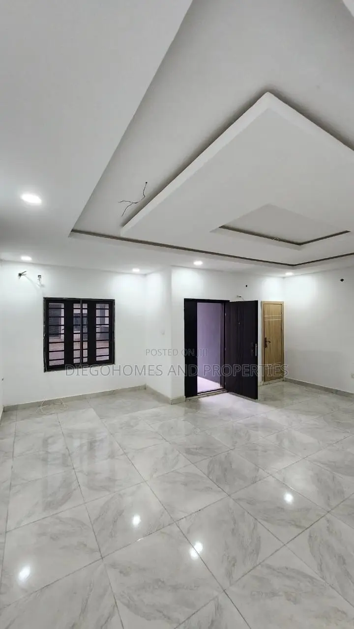 3bdrm Duplex in Isheri North for sale