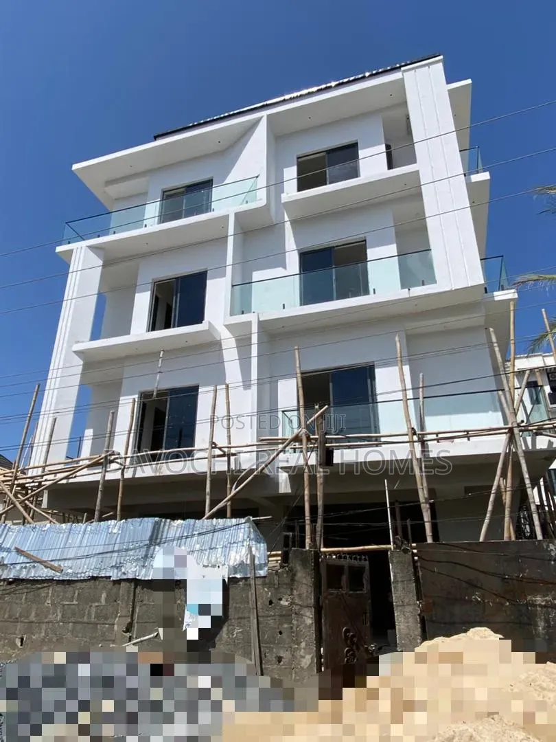 3bdrm Apartment in Ikate for sale