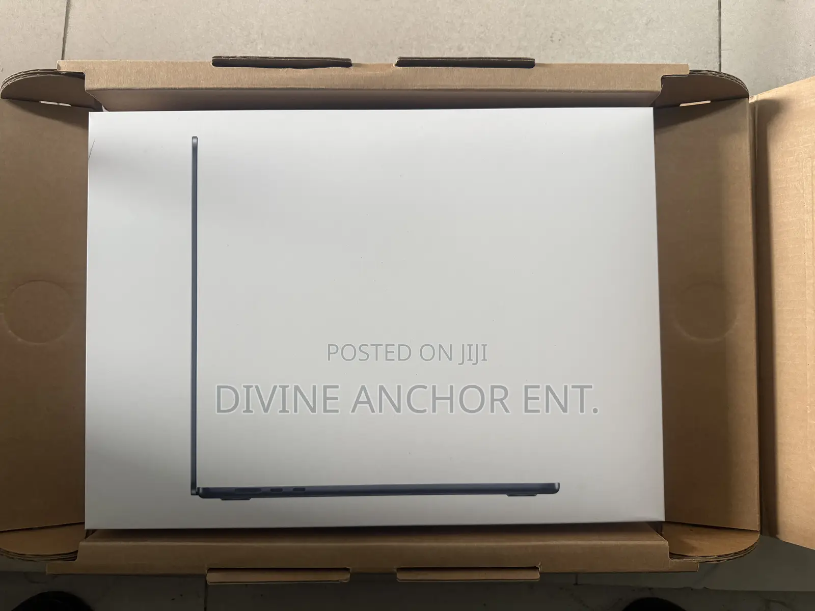 New Apple MacBook Air 2026 M5 15-inch 24GB Apple M5 SSHD (Hybrid) 1T