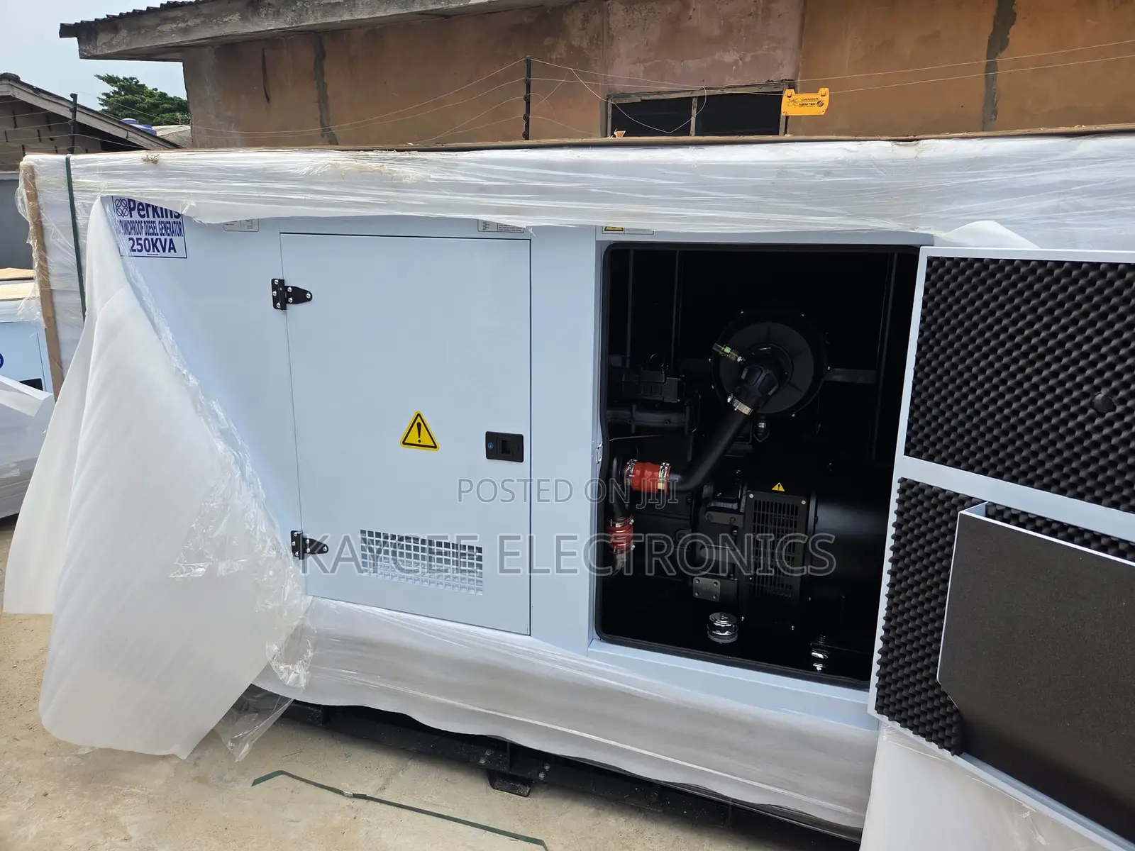 250kva Perkins Diesel Generator – Soundproof Heavy Duty Power Solution