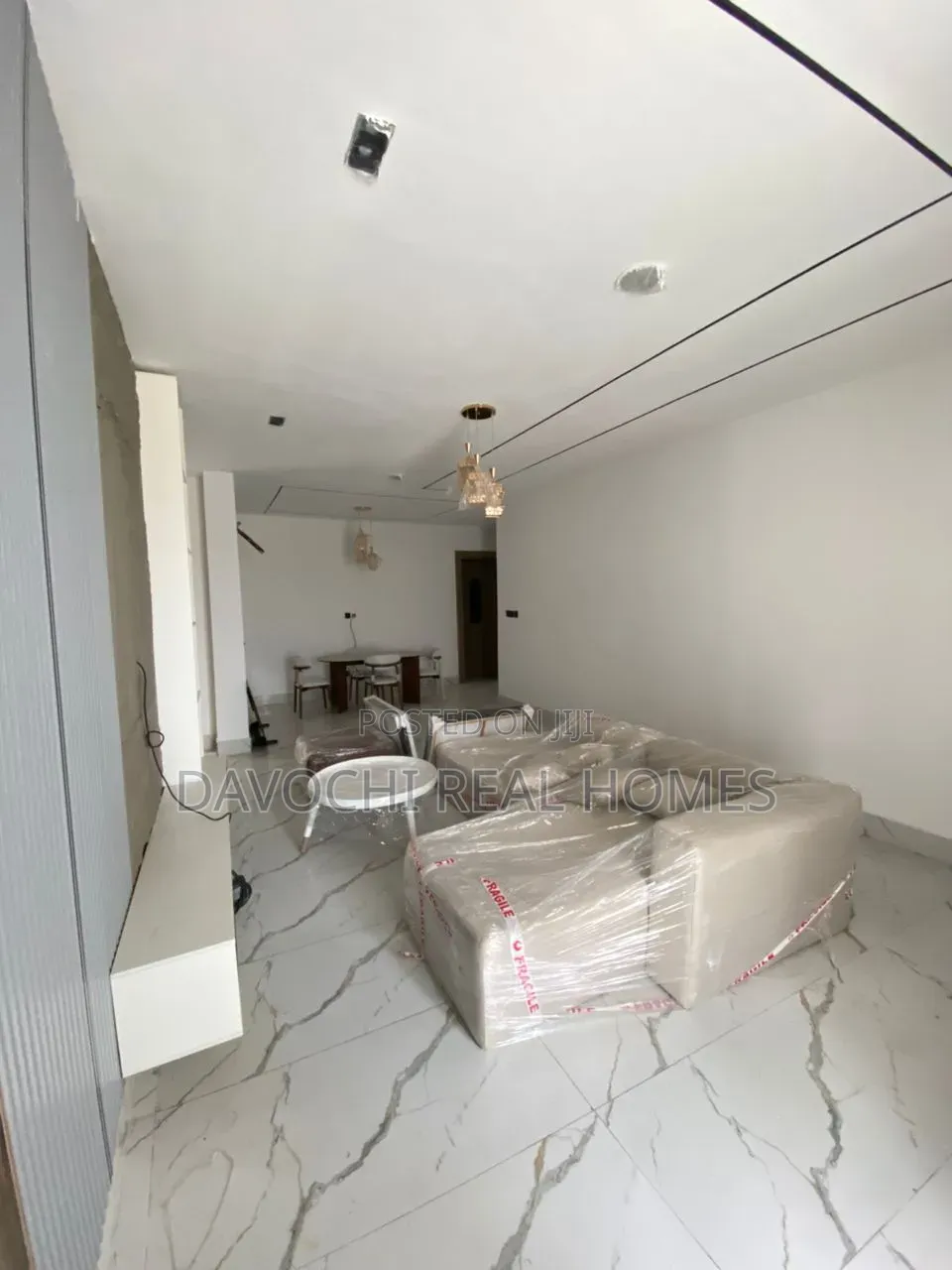 2bdrm Apartment in Lekki Phase 1 for sale