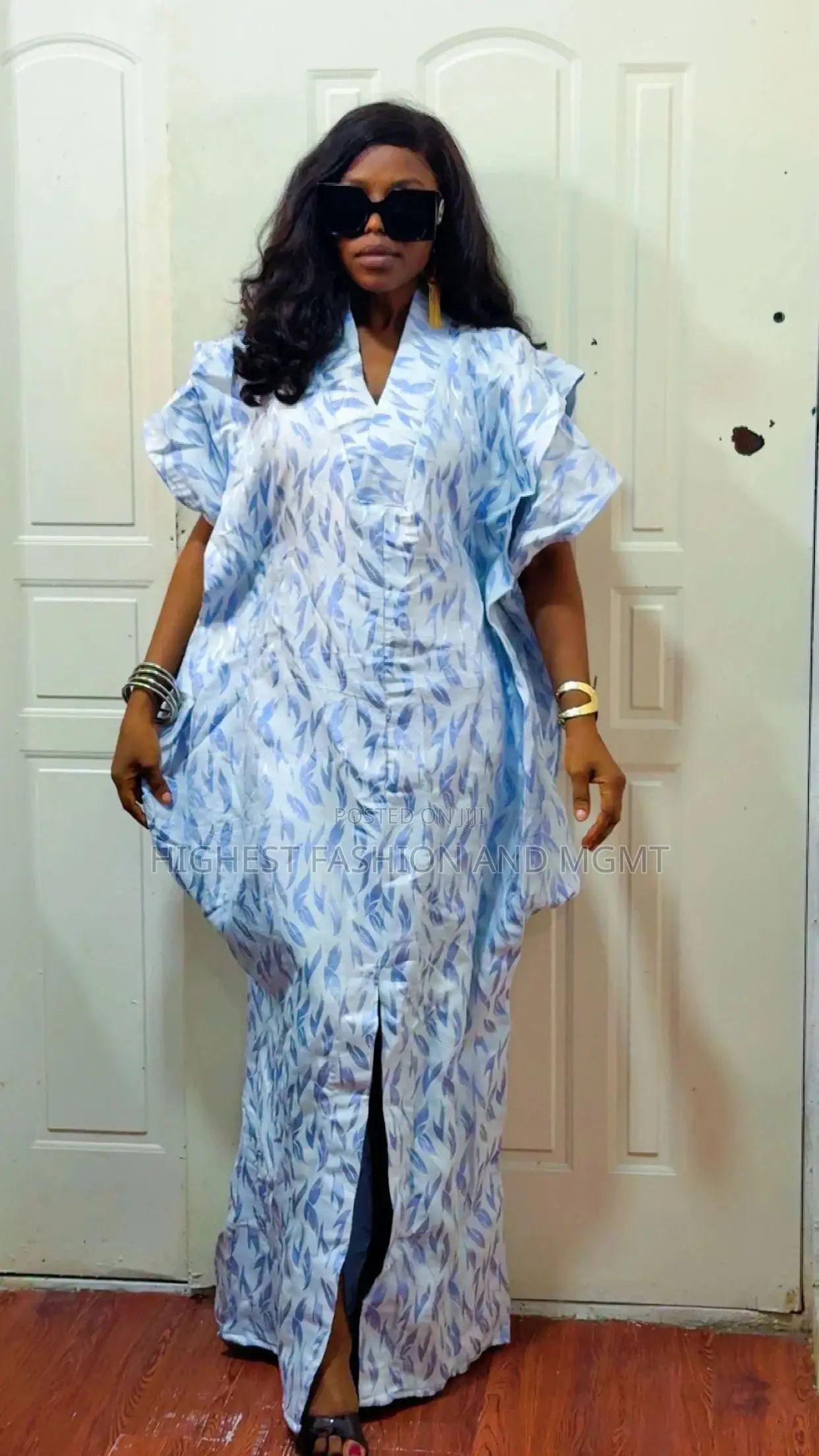 Rich Woman Gown and Scarf - Style 711