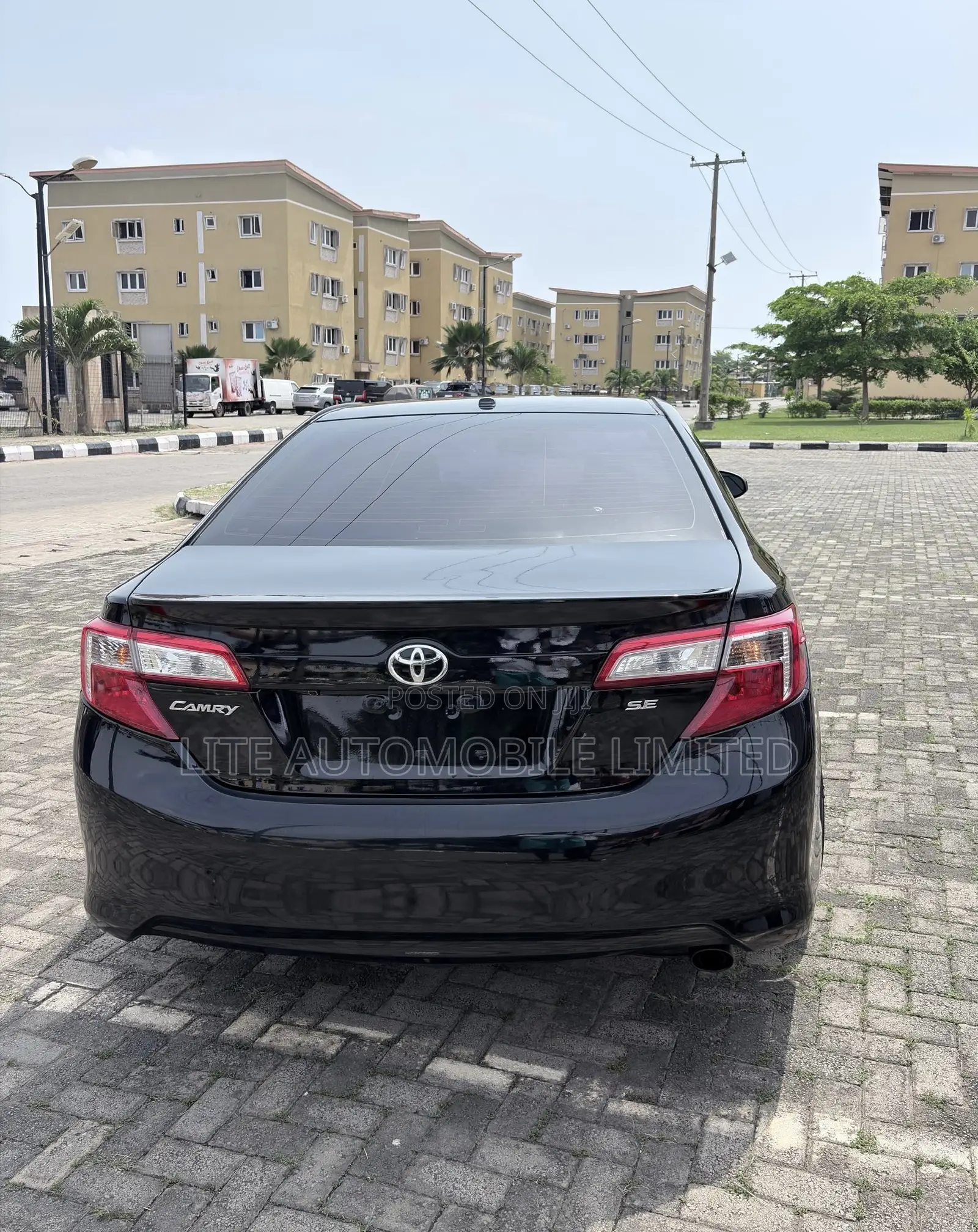 Toyota Camry SE 4dr Sedan (2.5L 4cyl 6A) 2014 Black