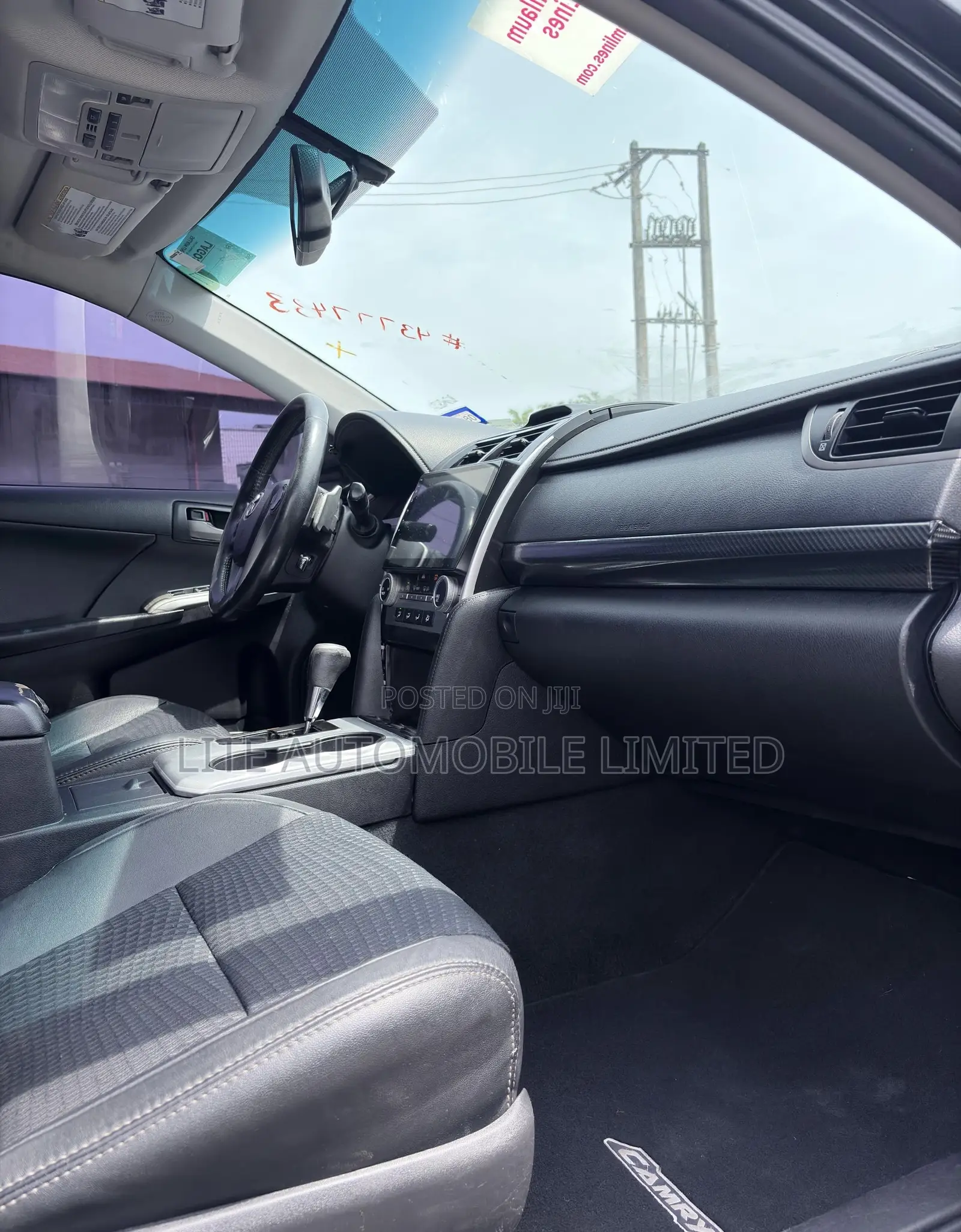 Toyota Camry SE 4dr Sedan (2.5L 4cyl 6A) 2014 Black