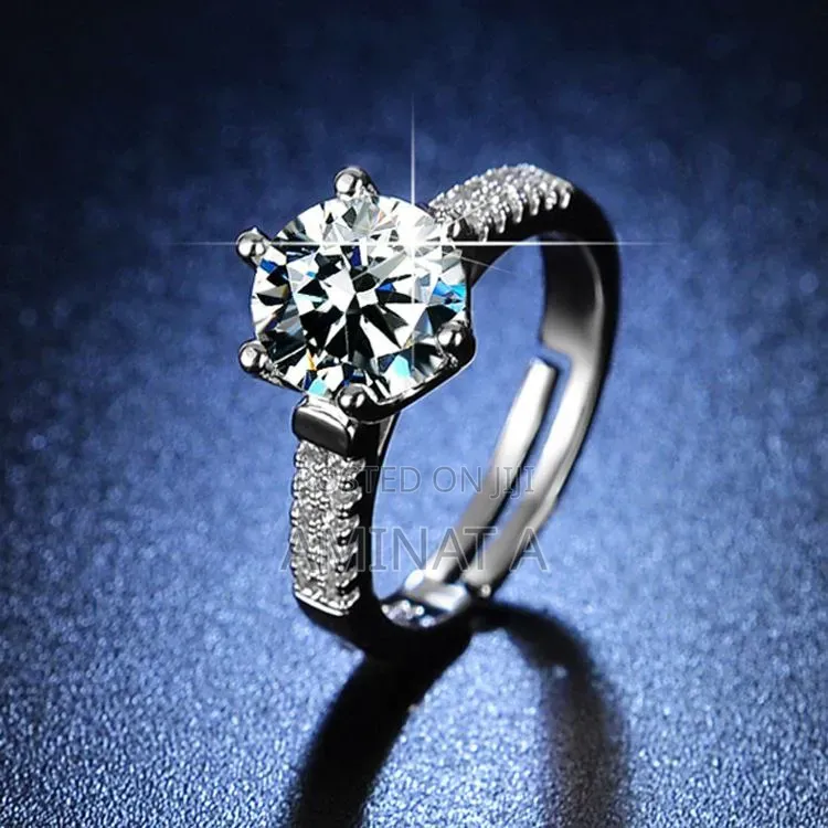 Engagement Adjustable Ring With Case