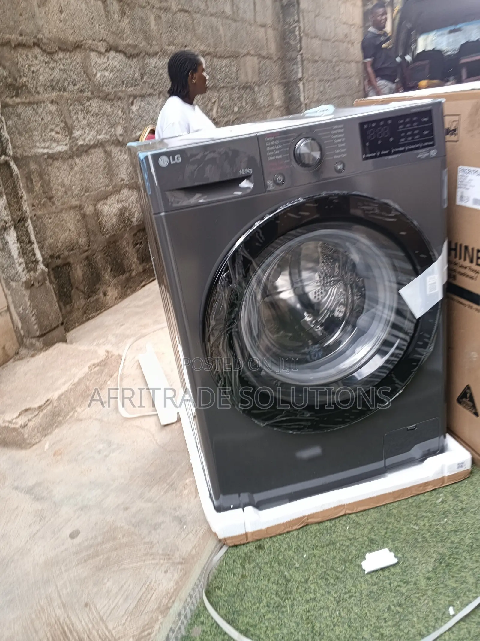 Lg 10.5kg Smart Front Load Washing Machine