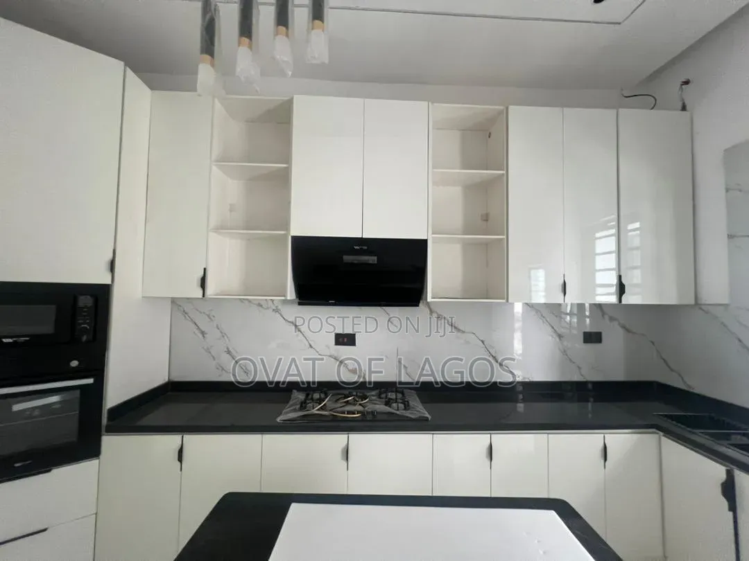 4bdrm Duplex in Lekki Palm City, Ado / Ajah for sale