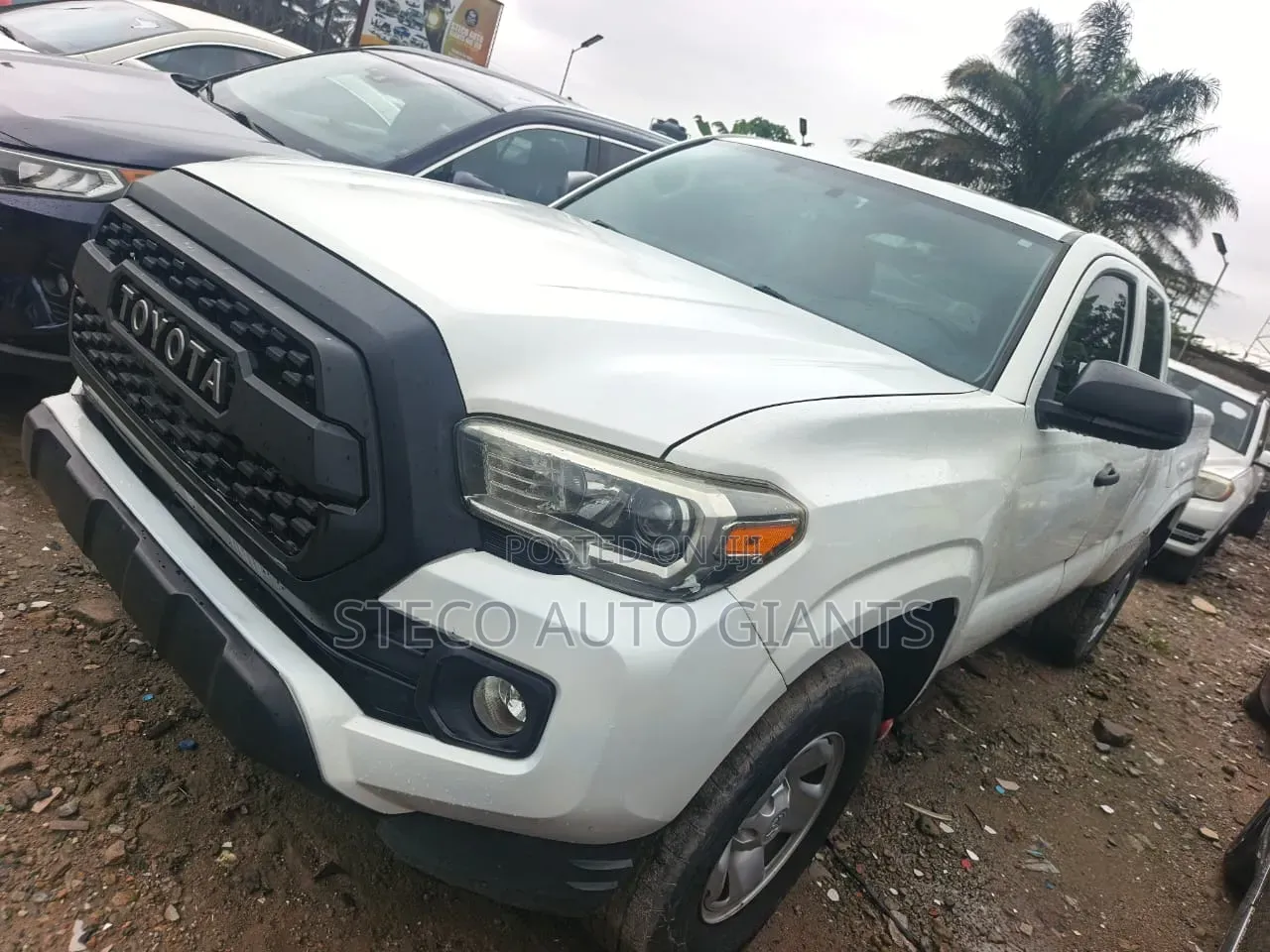 Toyota Tacoma 2017 White