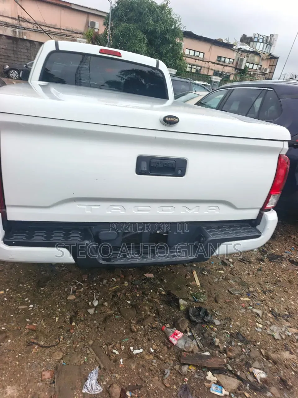Toyota Tacoma 2017 White