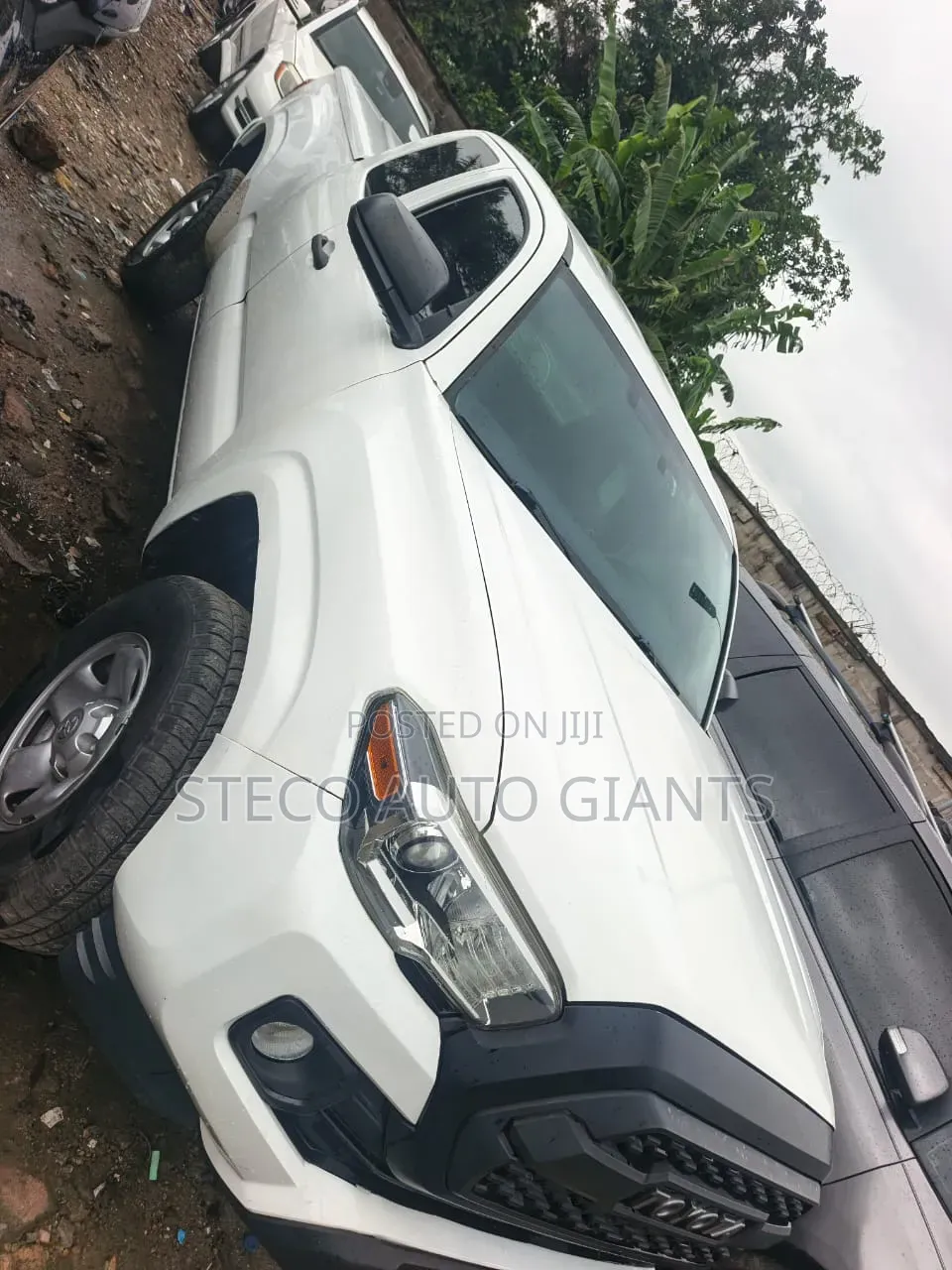 Toyota Tacoma 2017 White