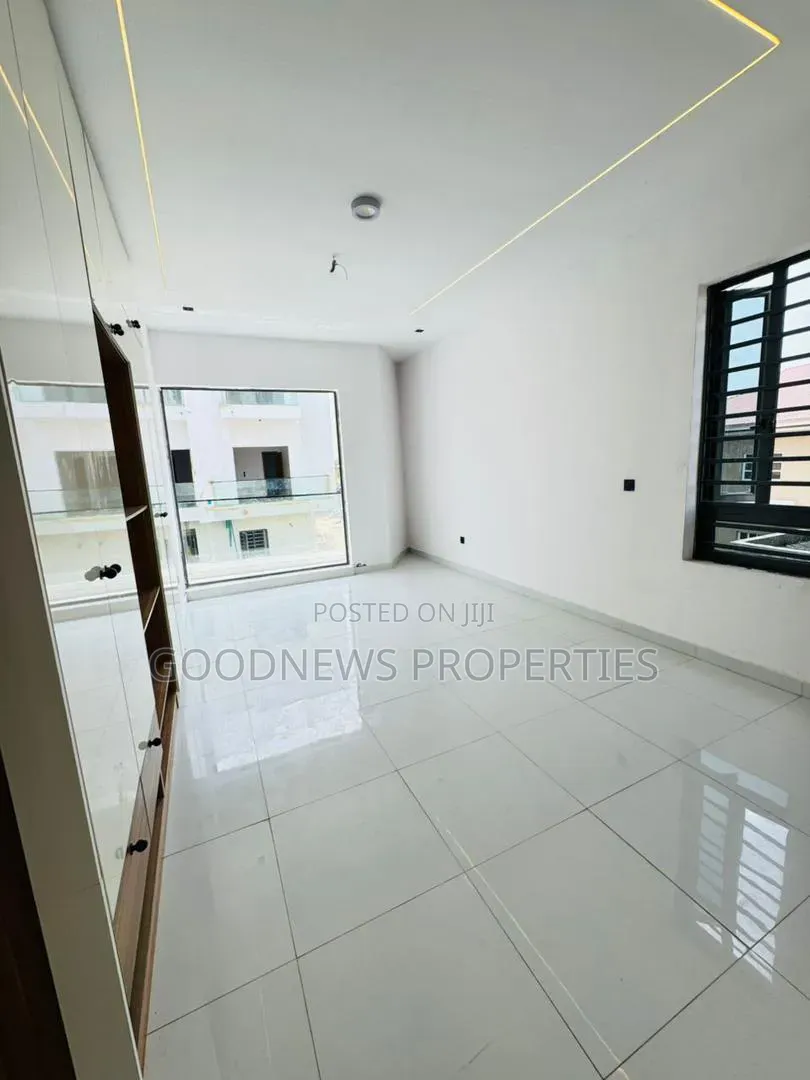 2bdrm Apartment in Vgc for rent