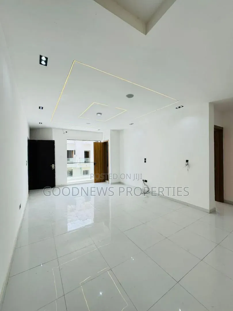 2bdrm Apartment in Vgc for rent
