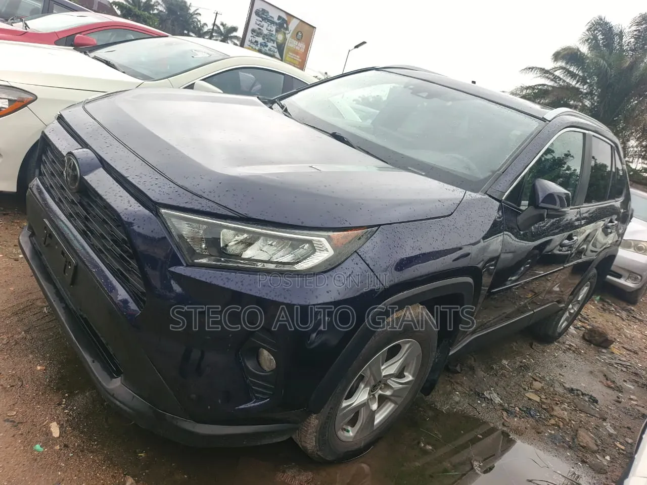 Toyota RAV4 2020 Blue