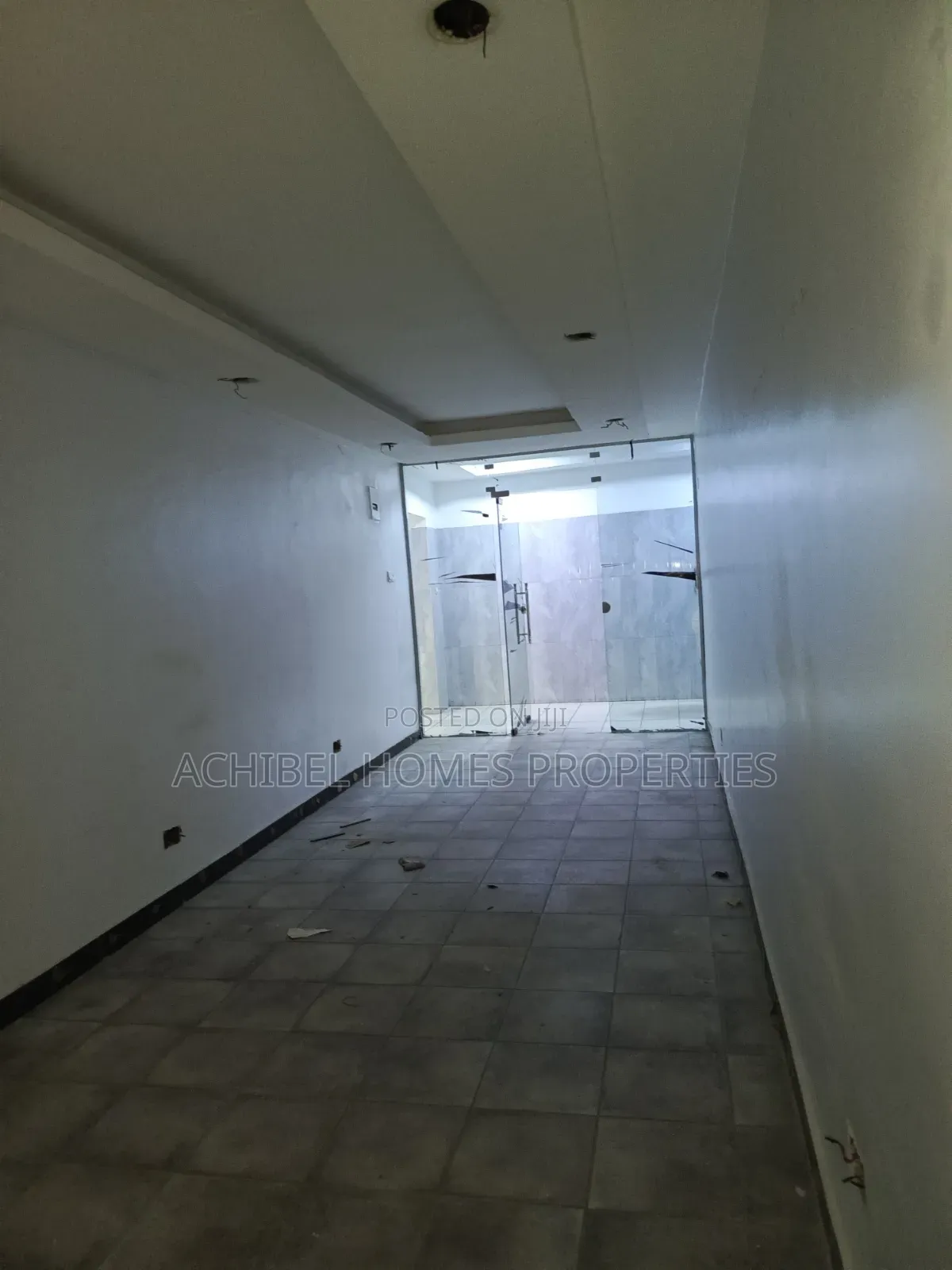 A Shop Space in a Very Busy Street in Victoria Island