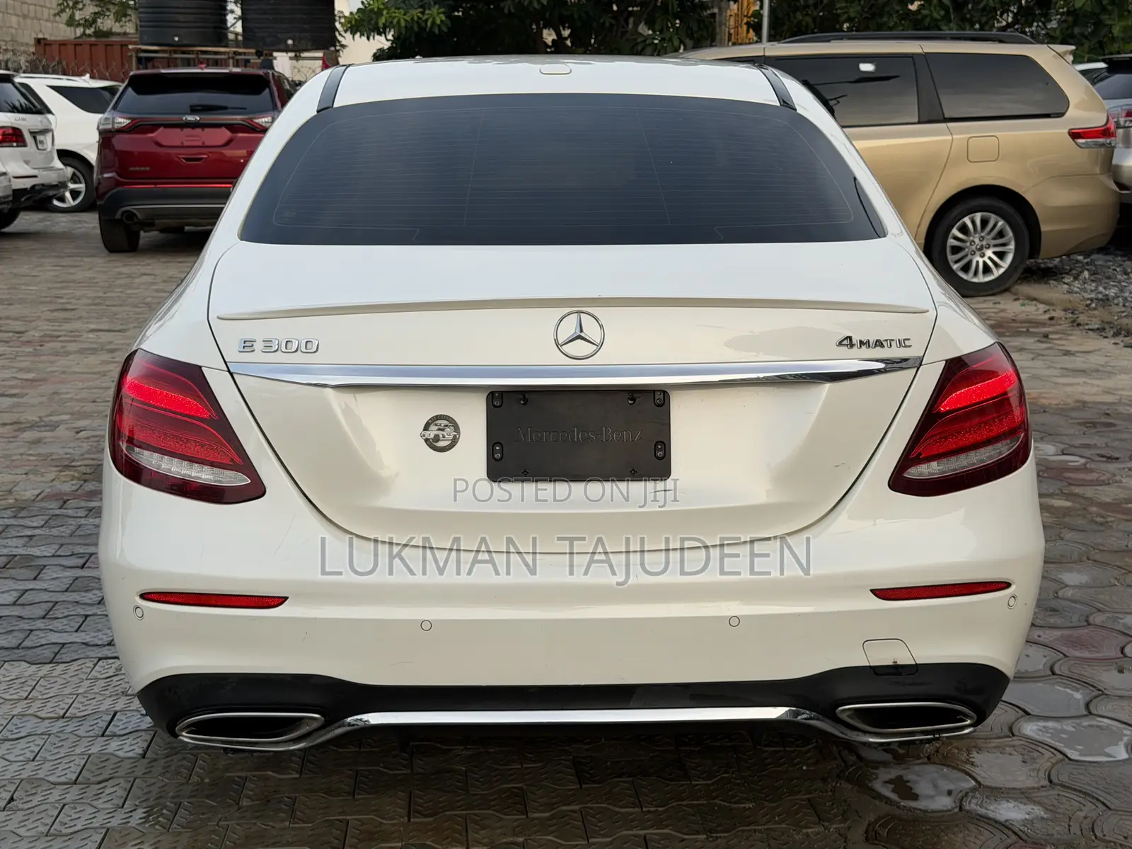 Mercedes-Benz C300 Luxury 4matic Sedan AWD (2.0L 4cyl 7A) 2017 White