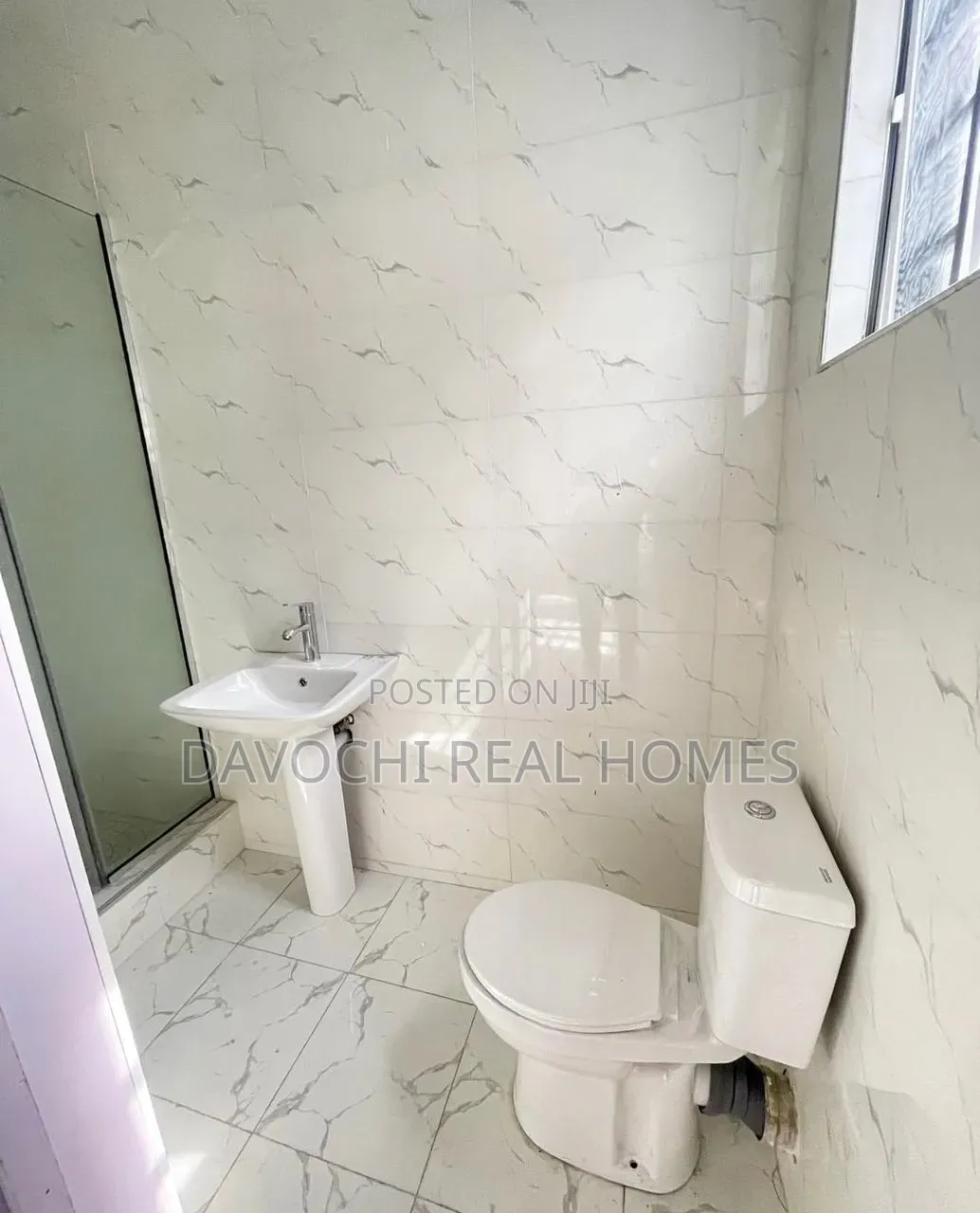 4bdrm Duplex in Lekki Phase 1 for sale