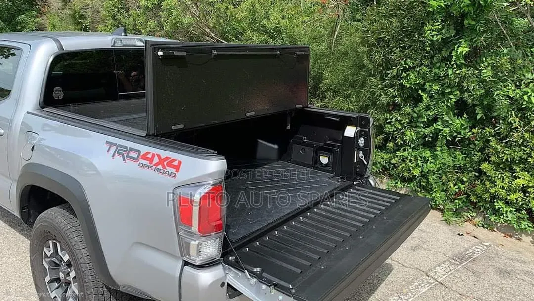 Hard Tonneau/Boot Cover Originated for Toyota Tundra, Hilux Tacoma.