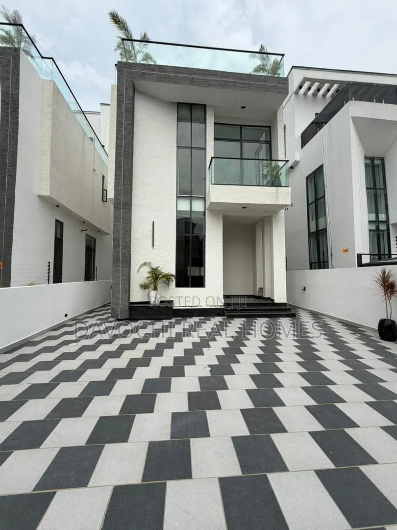 5bdrm Duplex in Osapa london for sale