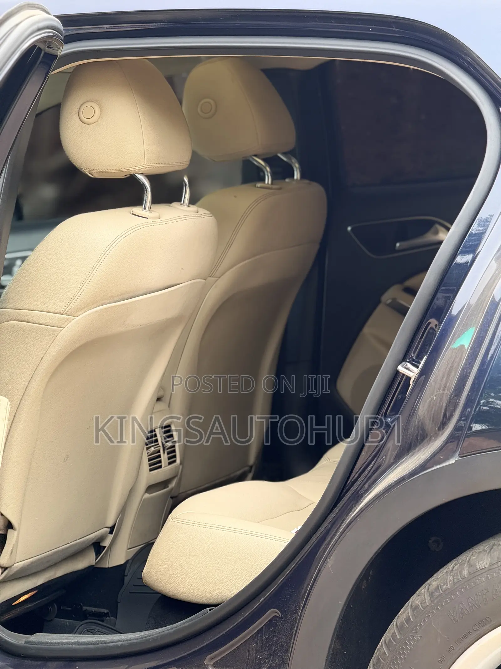 Mercedes-Benz GLA 250 2019 Blue