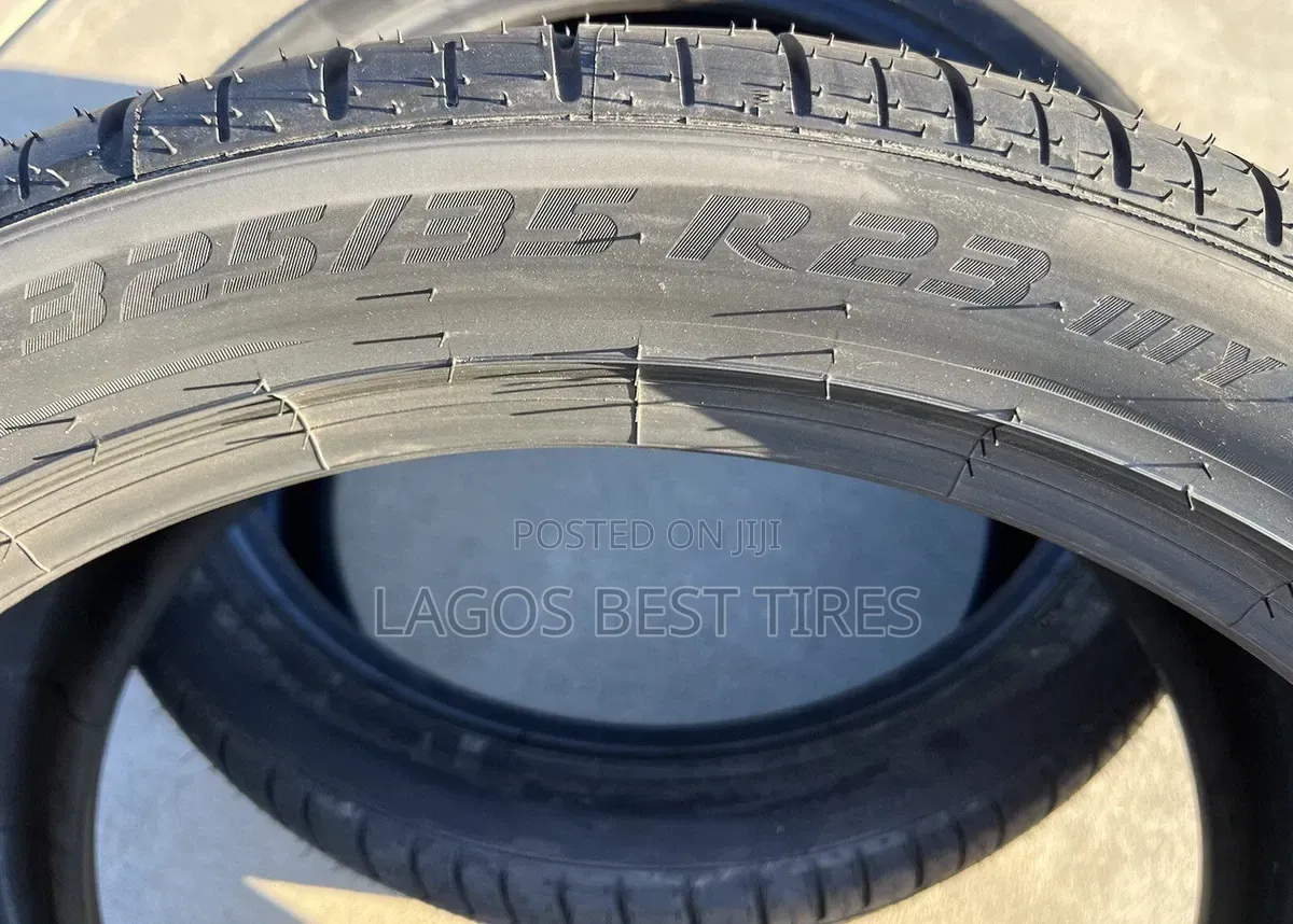 Pirelli P-Zero Pz4 Luxury Suv (325/35 R23 111y)–Official Mercedes (Mo)
