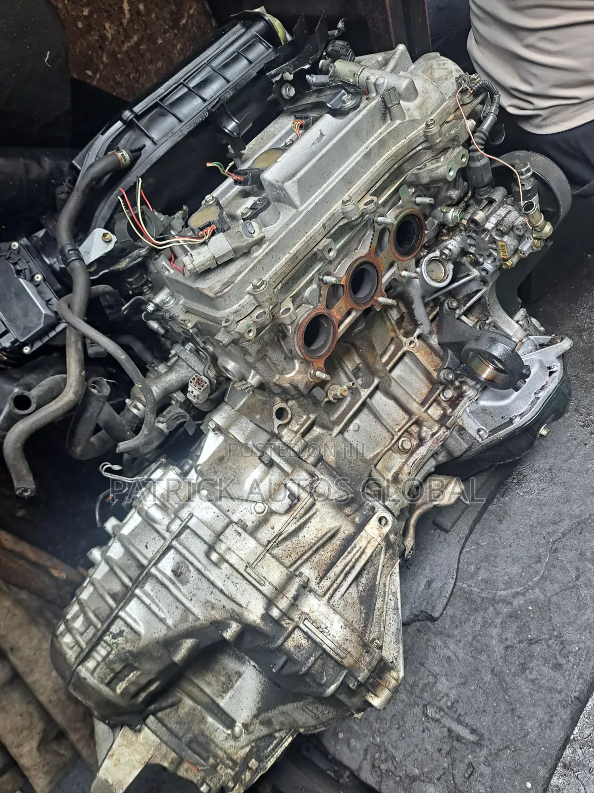 Complete Engine and Gearbox 2gr 13pin