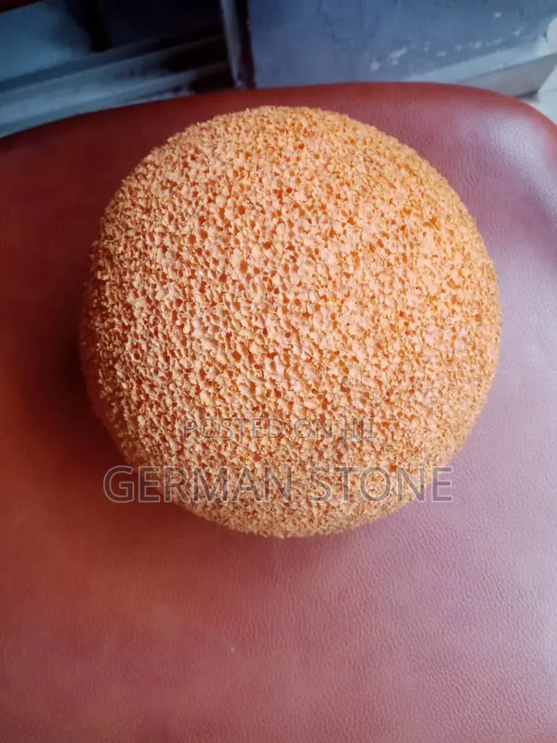 Sponge Rubber Balls Used for Cleaning Concrete Pump Pipes.