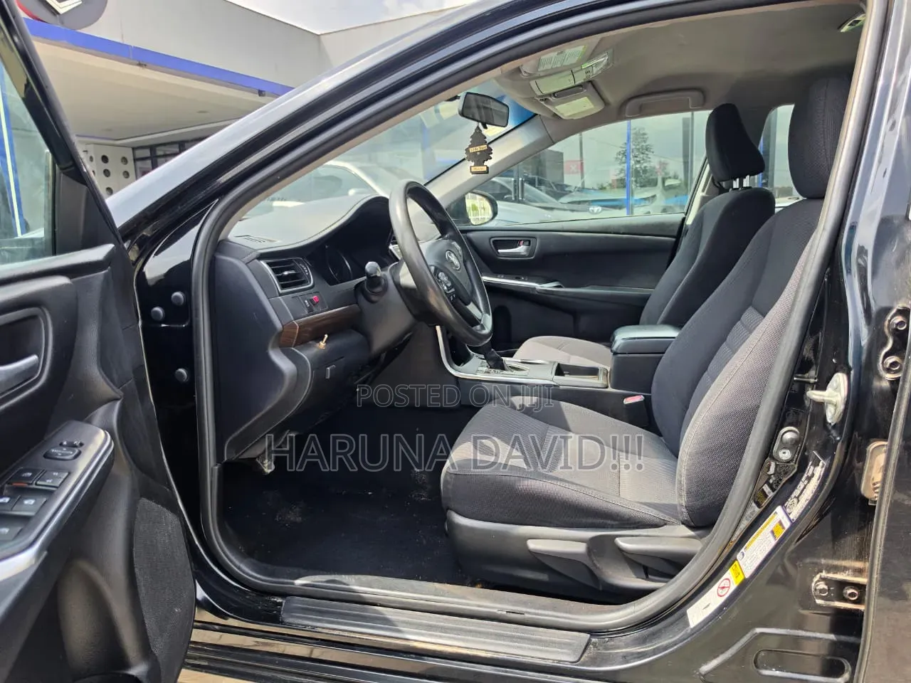 Toyota Camry LE 4dr Sedan (2.5L 4cyl 6A) 2015 Black
