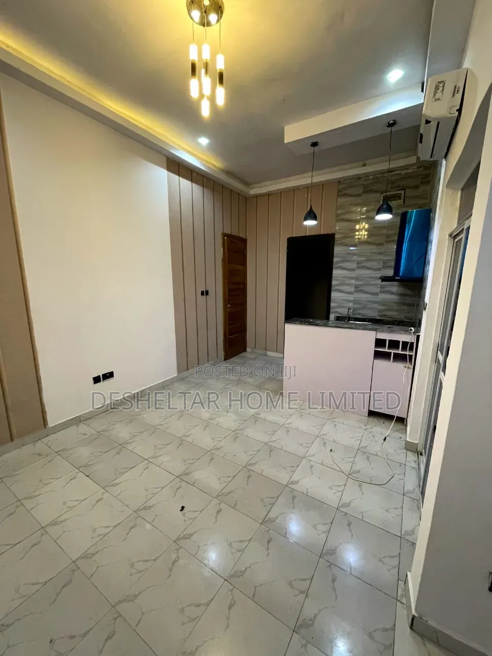 1bdrm Room & Parlour in Casa Massa 2, New, Chevron for rent