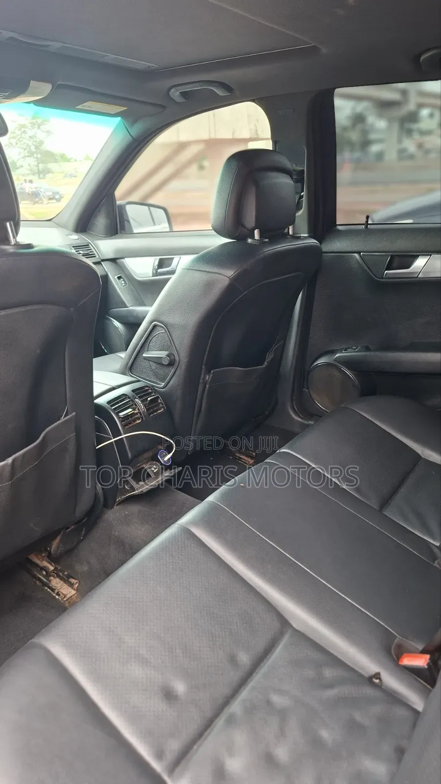 Mercedes-Benz C300 2009 Black
