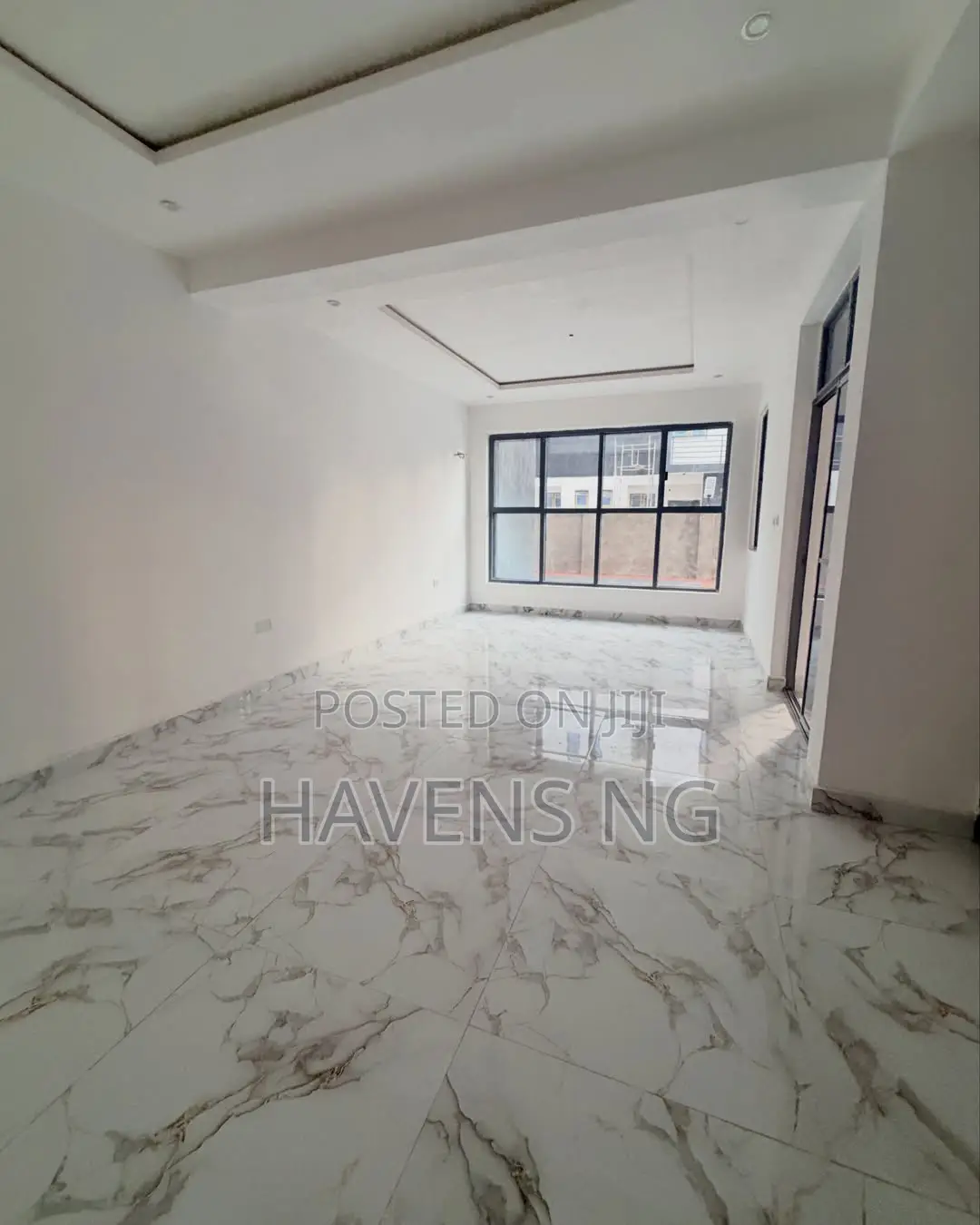 4bdrm Townhouse/Terrace in Ogba GRA for sale