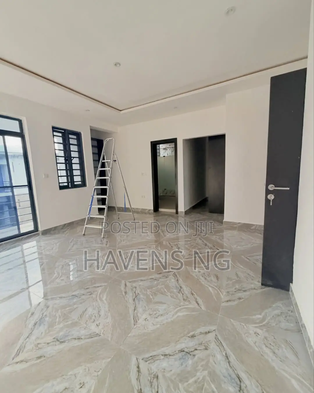 4bdrm Townhouse/Terrace in Ogba GRA for sale