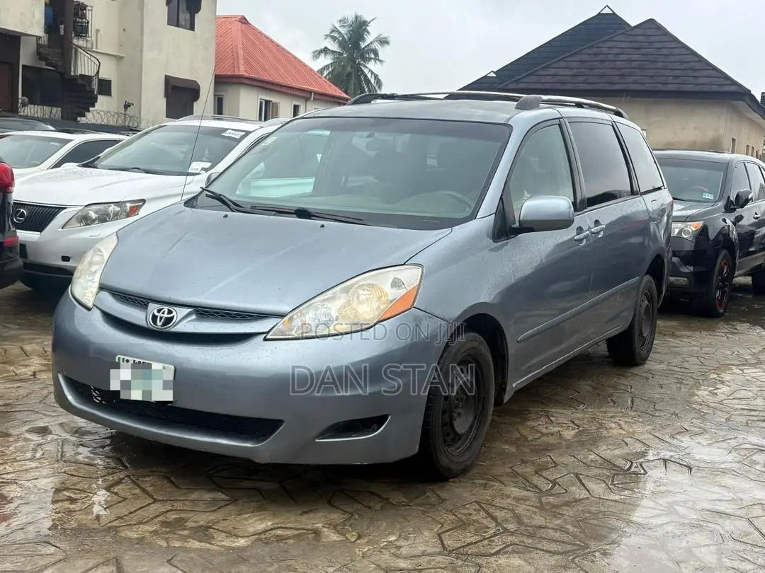 Toyota Sienna 2008 Blue