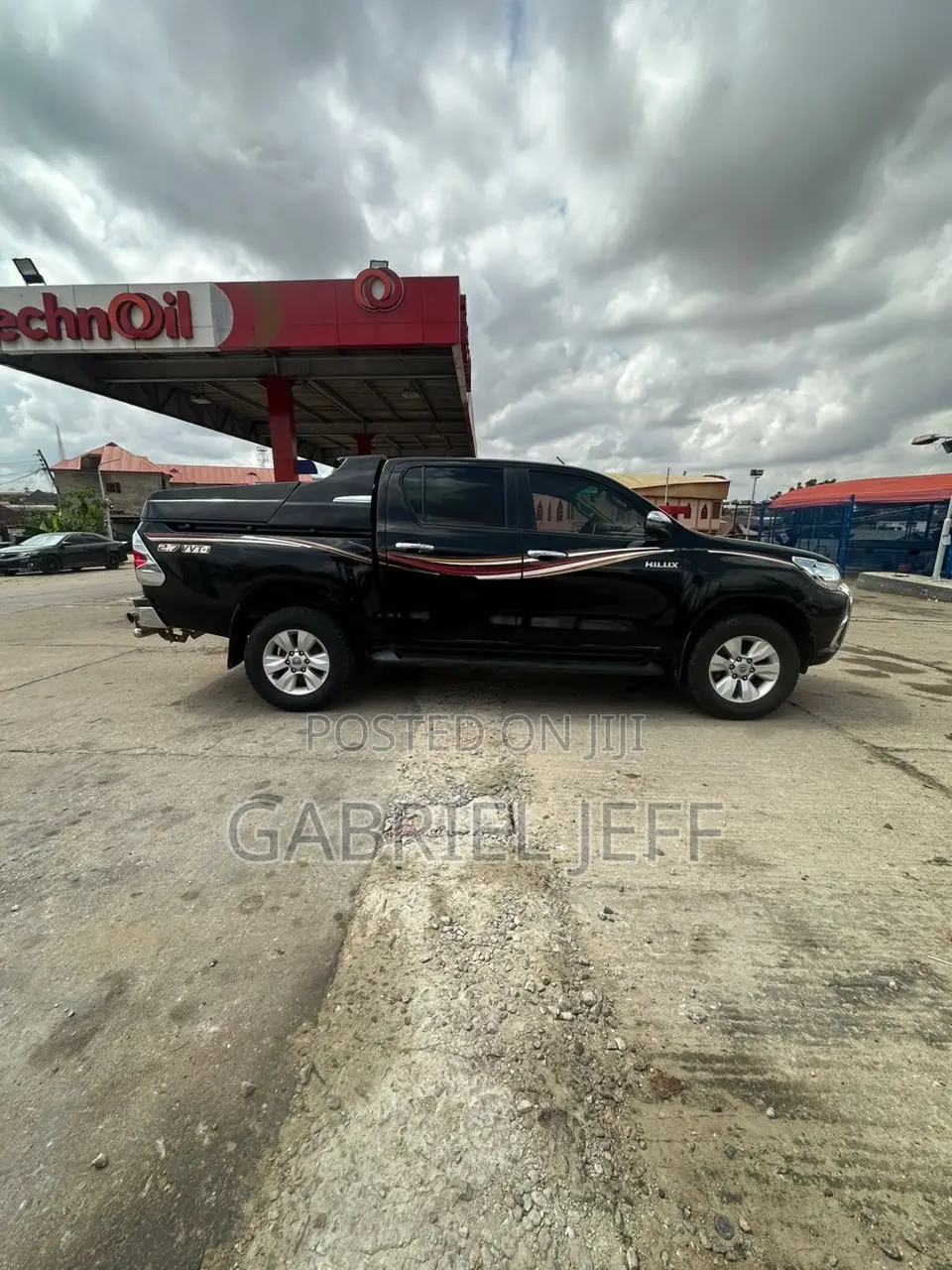 Toyota Hilux 2019 Black