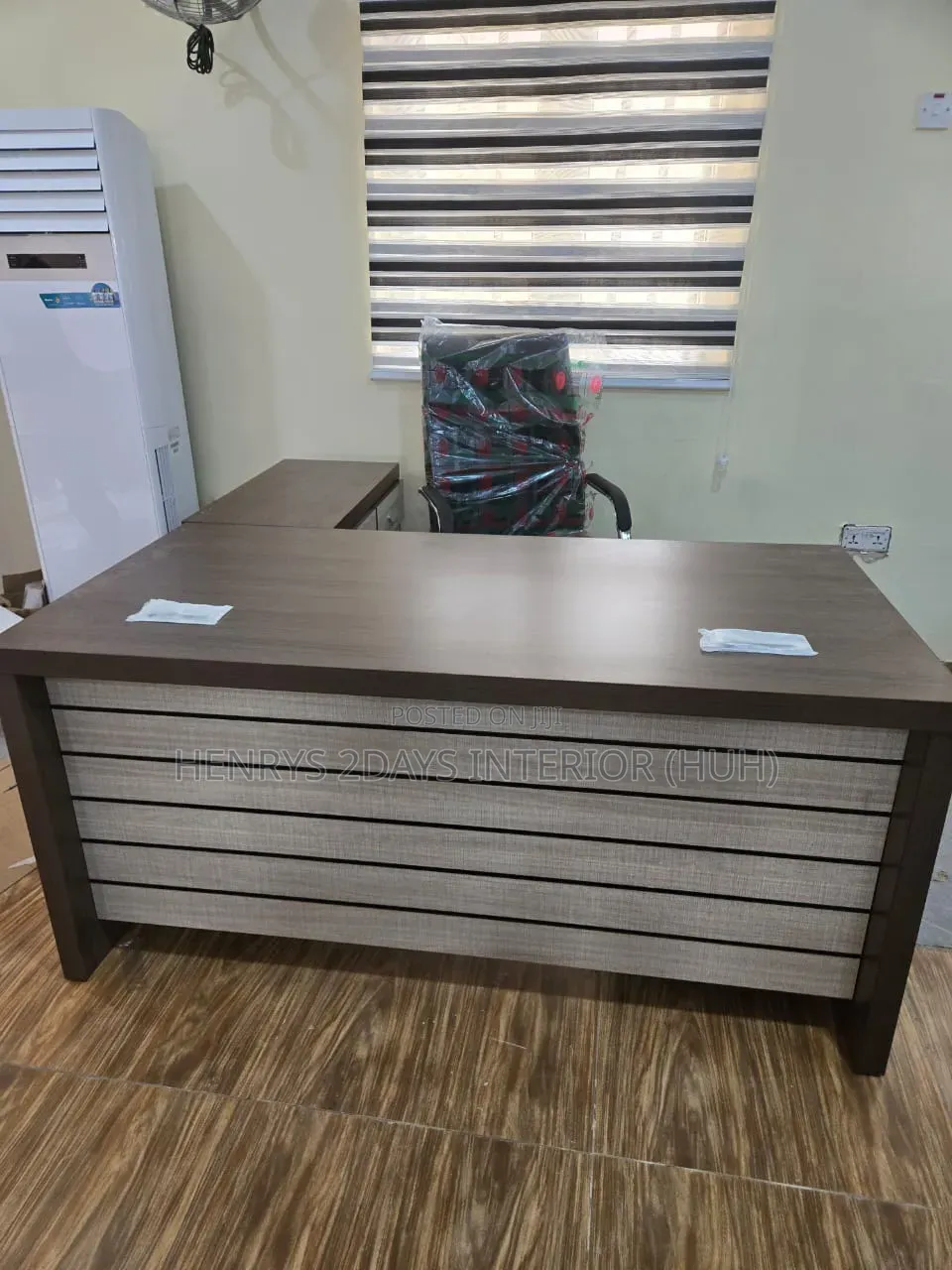 Office Table Rown Color