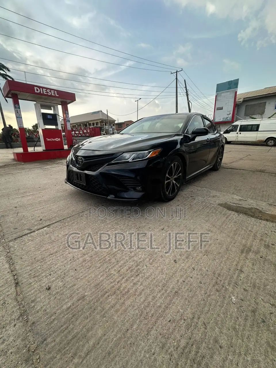 Toyota Camry SE (2.5L 4cyl 8A) 2019 Black