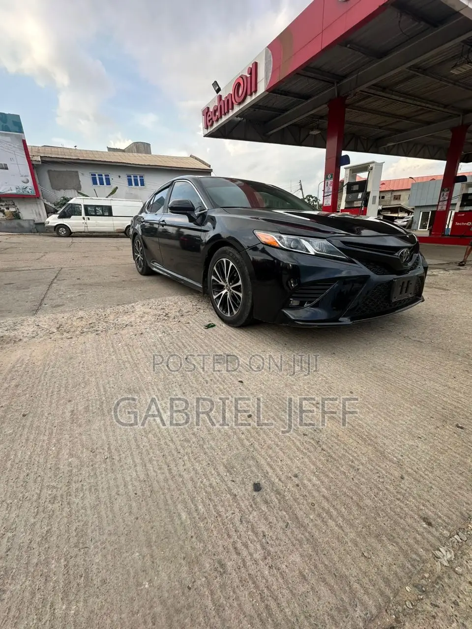Toyota Camry SE (2.5L 4cyl 8A) 2019 Black