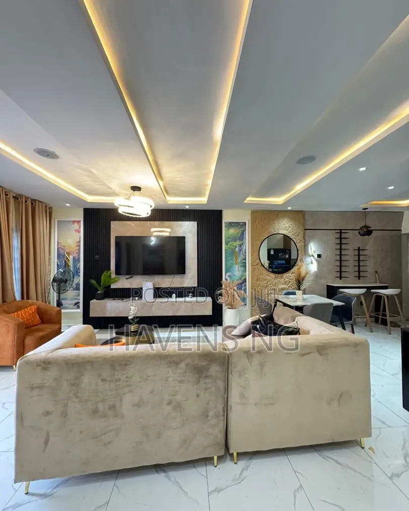 Furnished 3bdrm Apartment in Adeniran Ogunsanya for sale