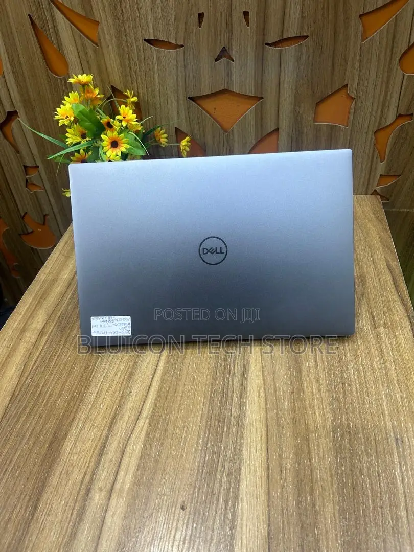 Laptop Dell Precision 5560 16GB Intel Core i7 SSD 512GB