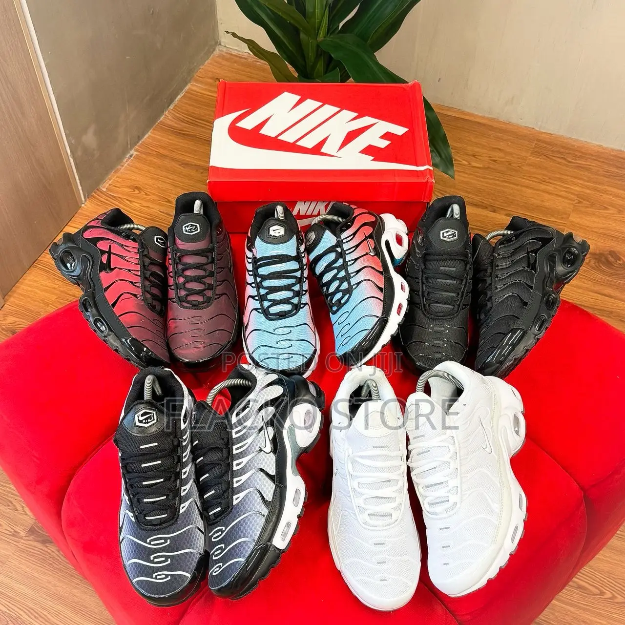 Original Nike Air Max Tn Plus Series Sneakers